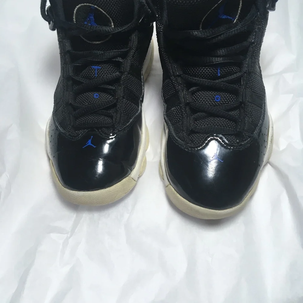 Jordan’s little boys shoes - Picture 7 of 8